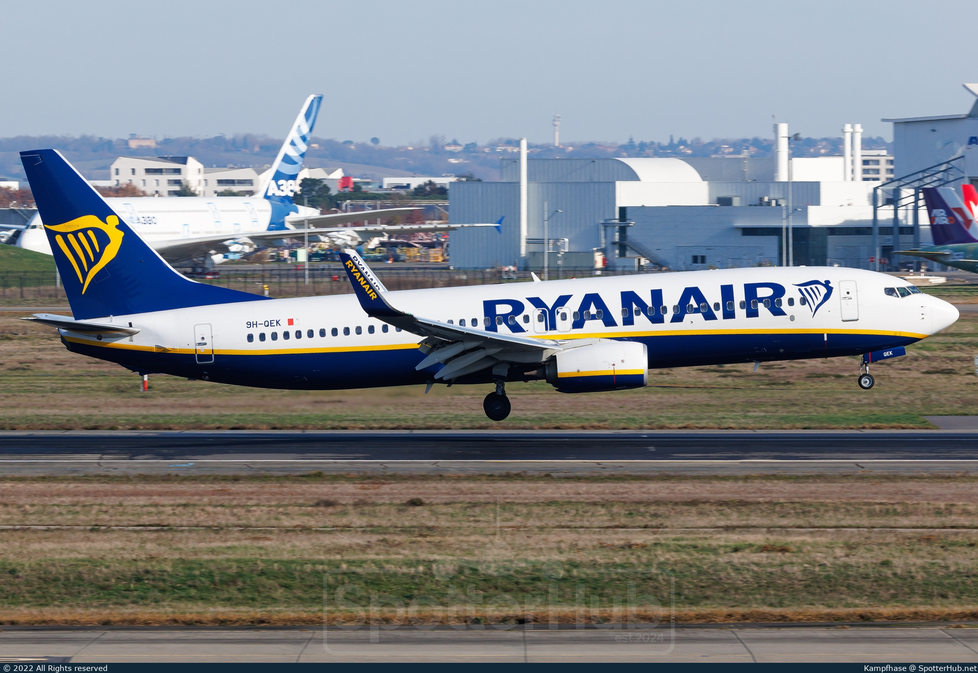 Photo of 9H-QEK - Boeing 737-8AS operated by Ryanair (opb Malta Air)