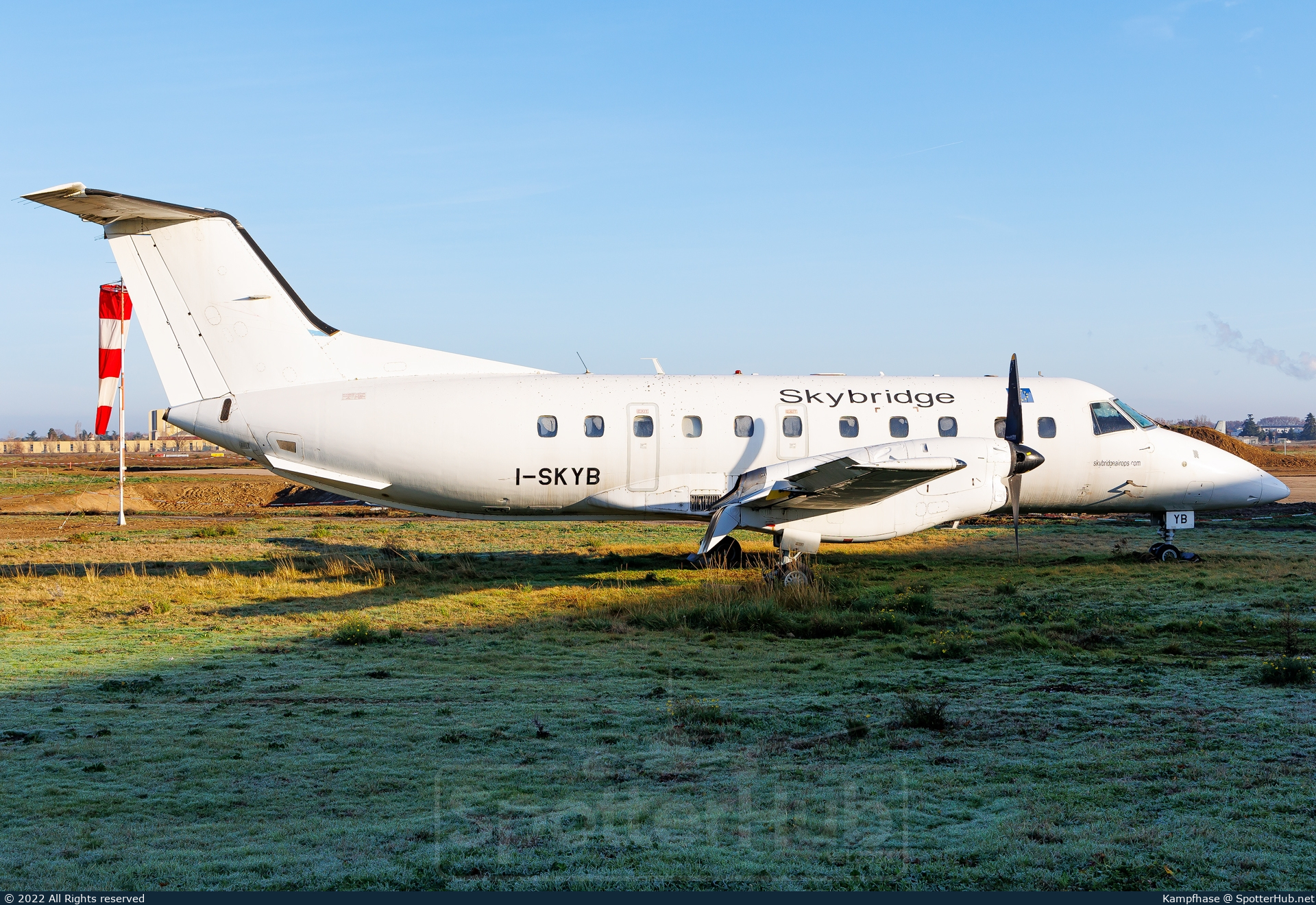 Photo of I-SKYB - Embraer EMB-120RT Brasilia operated by Skybridge AirOps