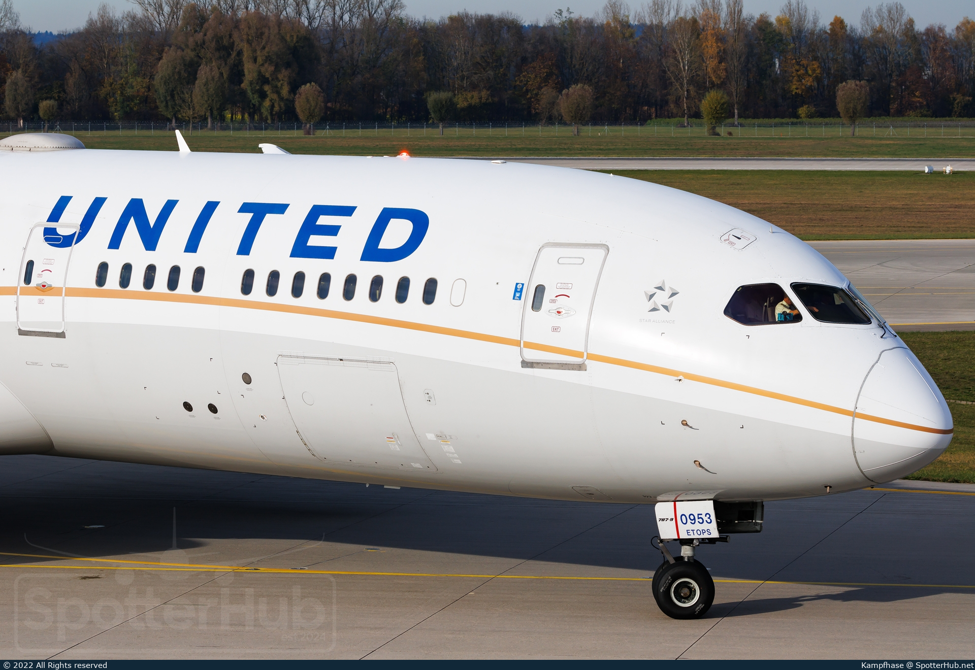 Photo of N35953 - Boeing 787-9 Dreamliner operated by United Airlines