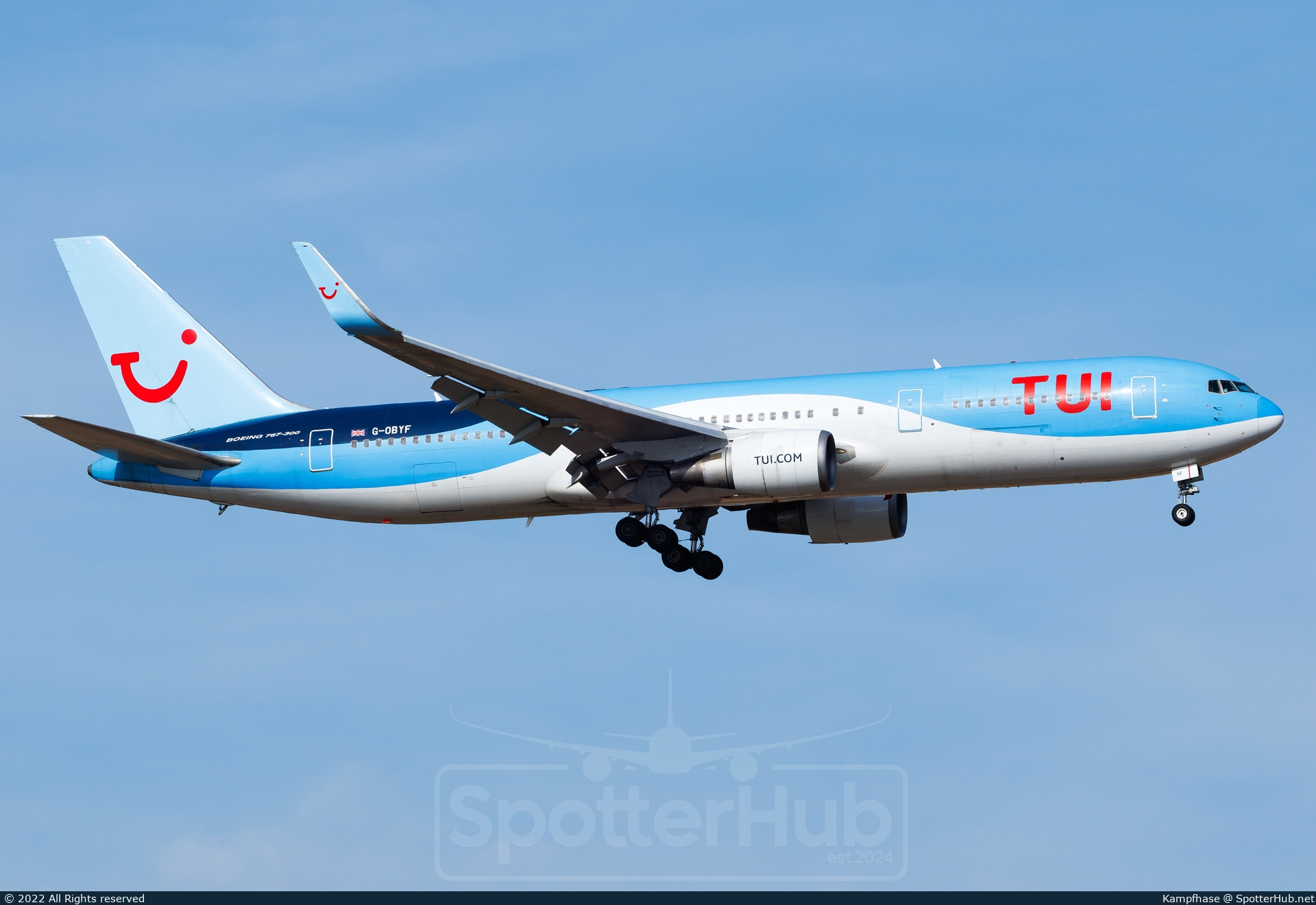 Photo of G-OBYF - Boeing 767-304(ER) operated by TUI Airways