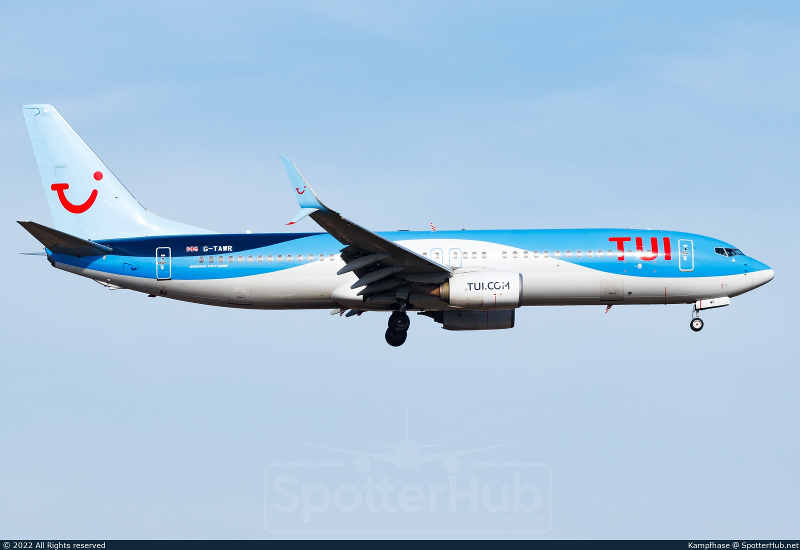 Photo of G-TAWR - Boeing 737-8K5 operated by TUI Airways