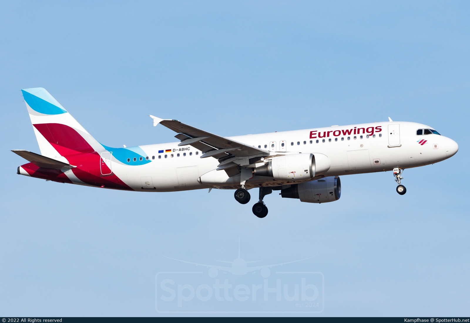 Photo of D-ABHC - Airbus A320-214 operated by Eurowings