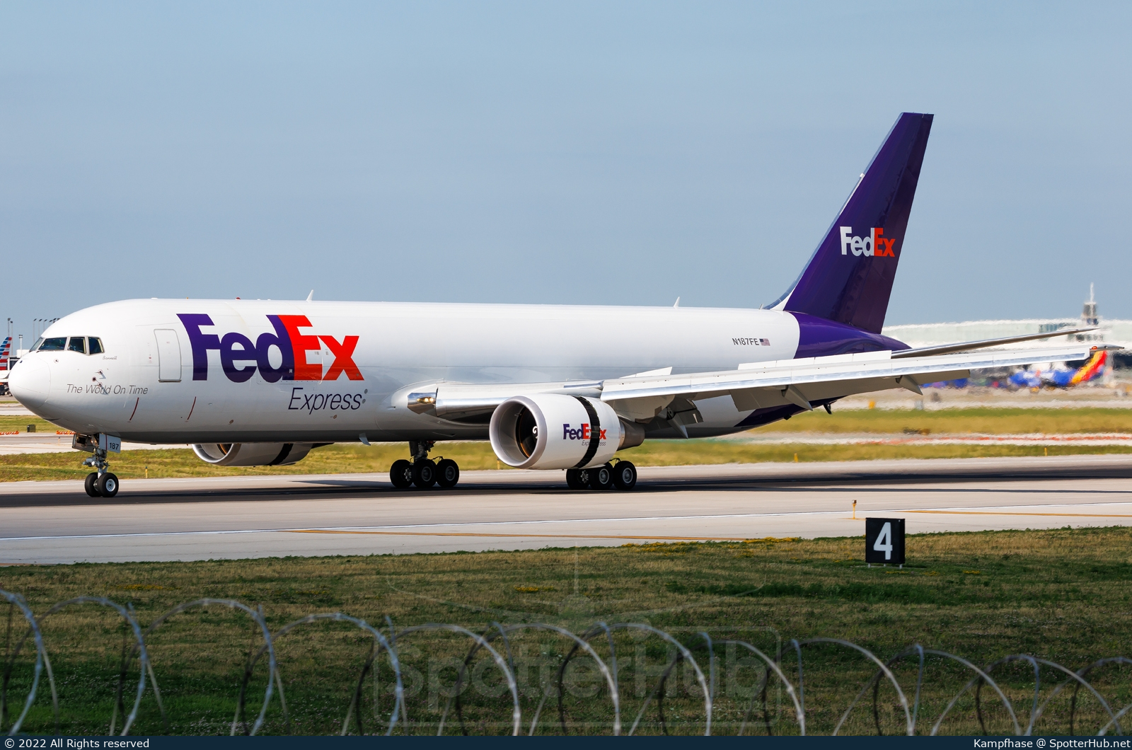 Photo of N187FE - Boeing 767-300F operated by FedEx