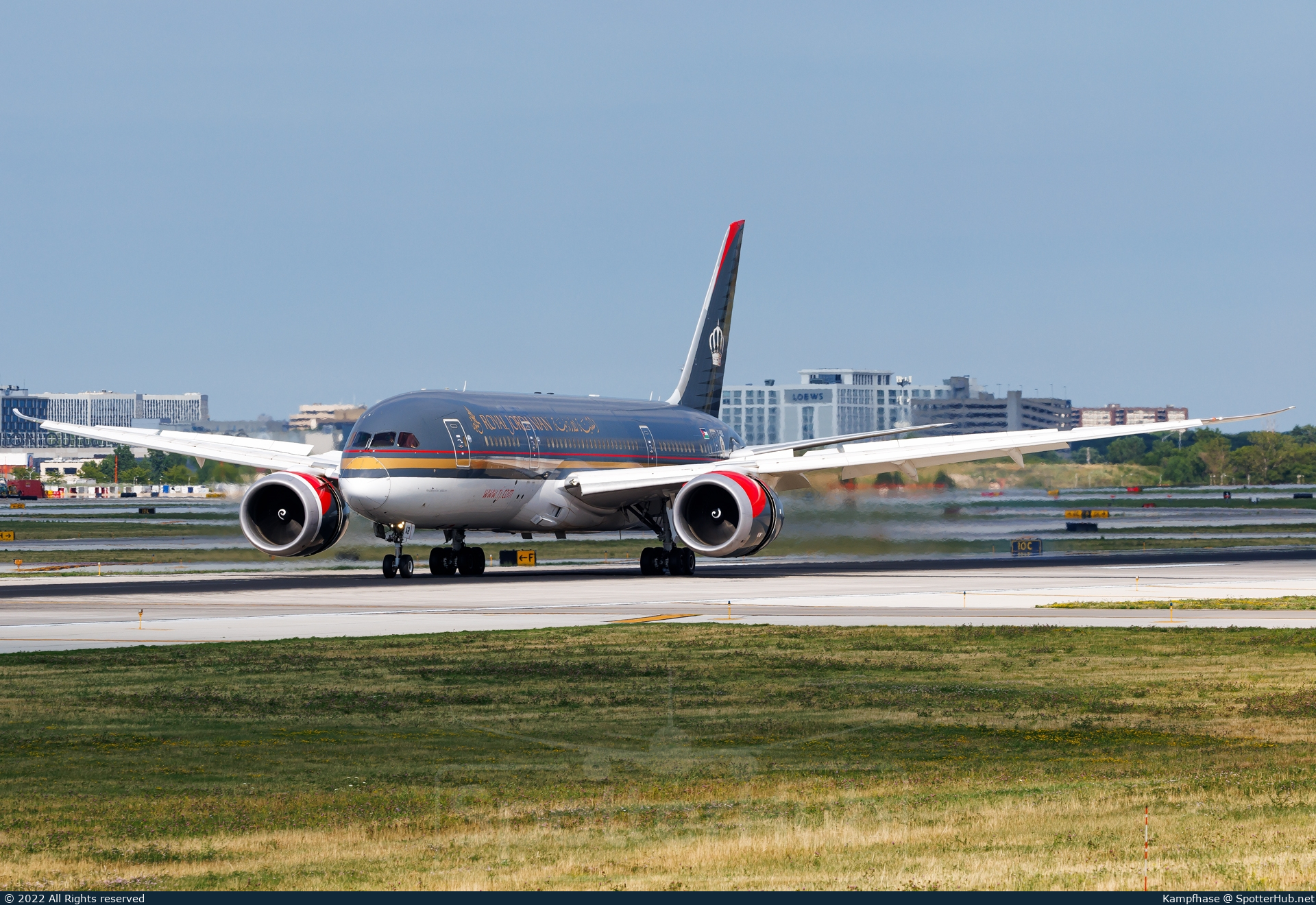 Photo of JY-BAB - Boeing 787-8 Dreamliner operated by Royal Jordanian Airlines