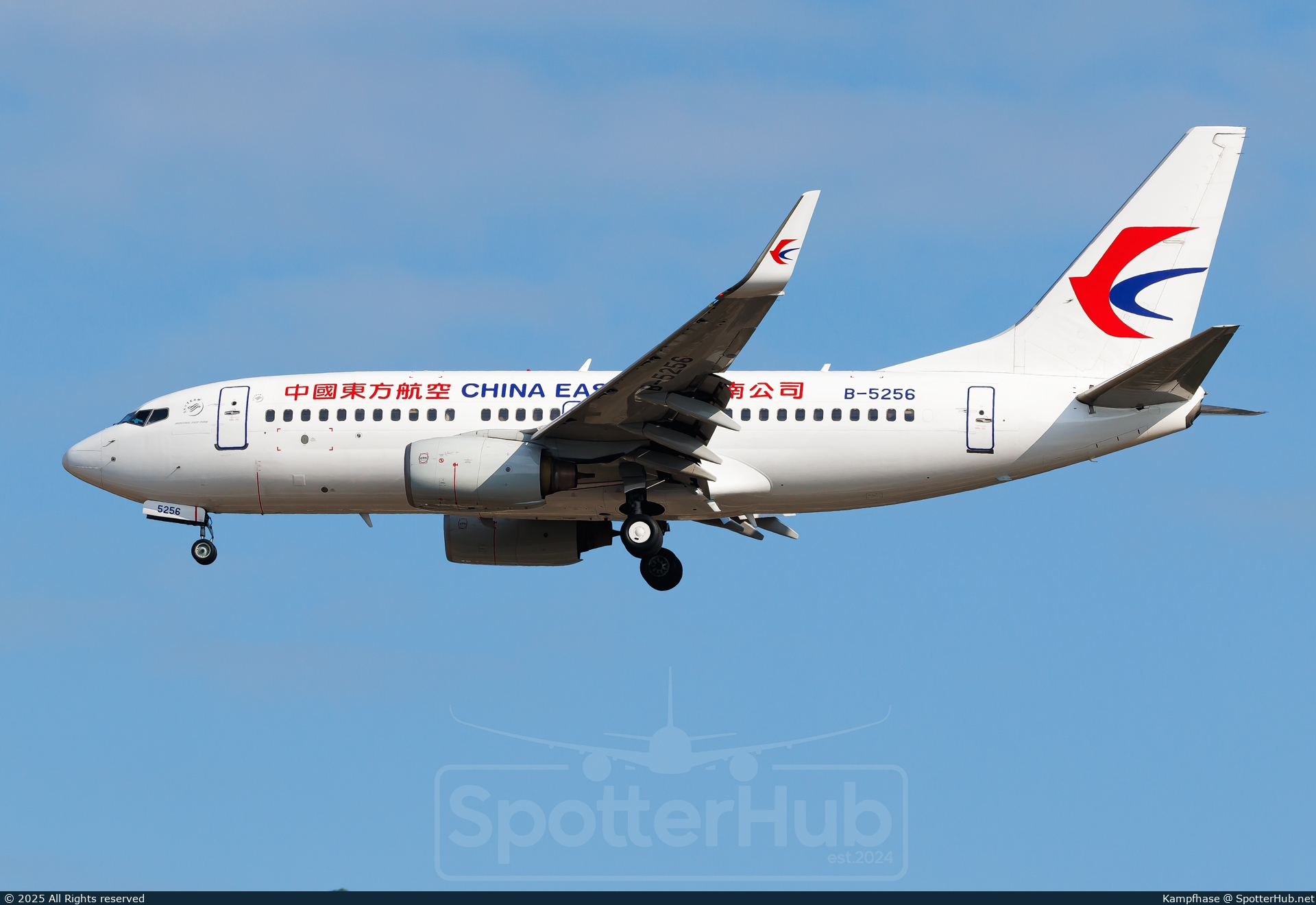 Photo of B-5256 - Boeing 737-79P operated by China Eastern Airlines