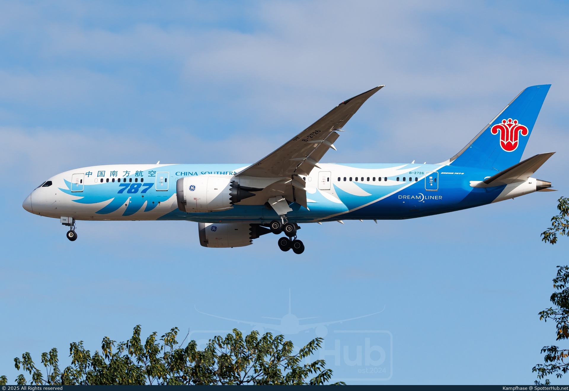 Photo of B-2726 - Boeing 787-8 Dreamliner operated by China Southern Airlines