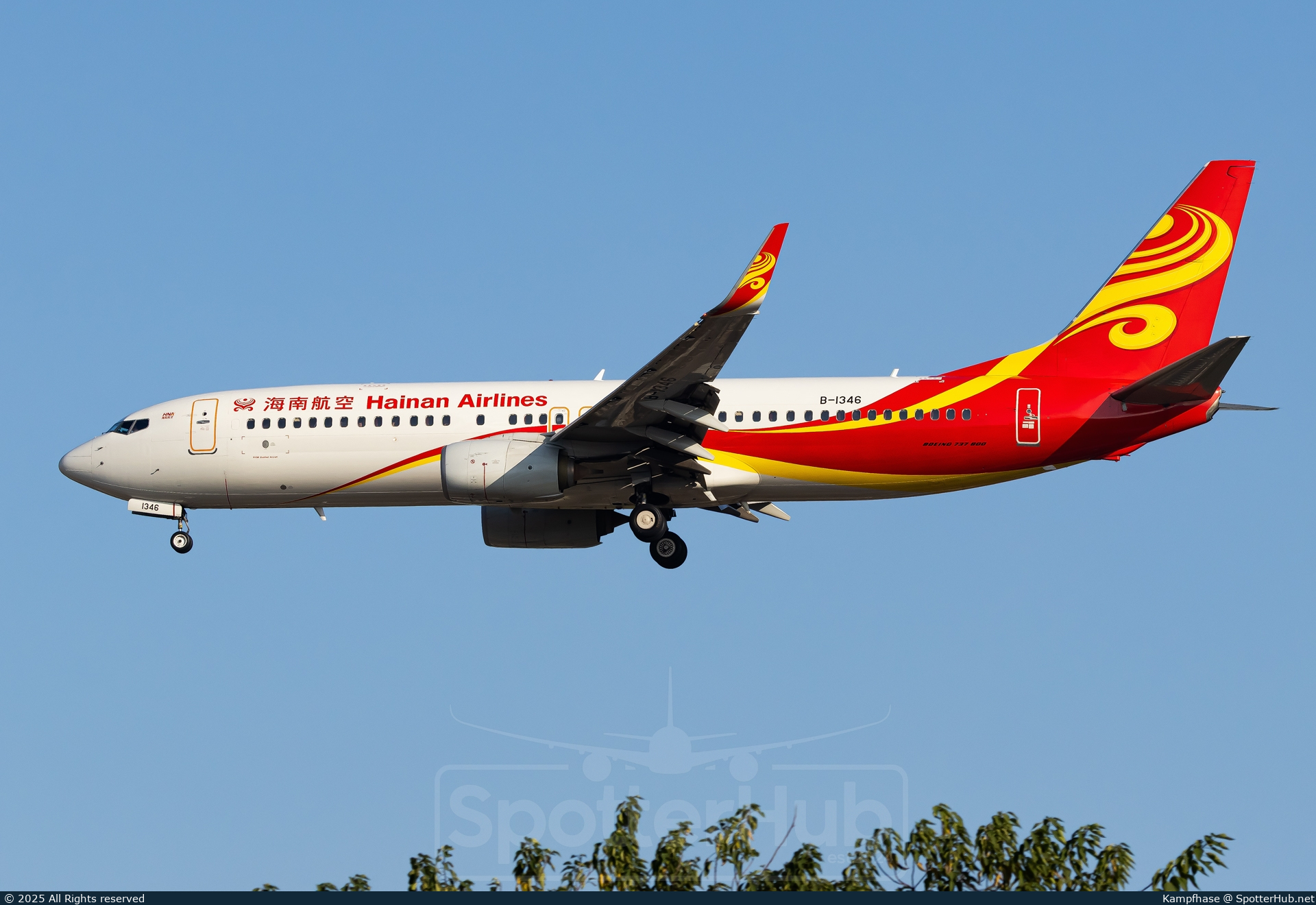 Photo of B-1346 - Boeing 737-84P operated by Hainan Airlines