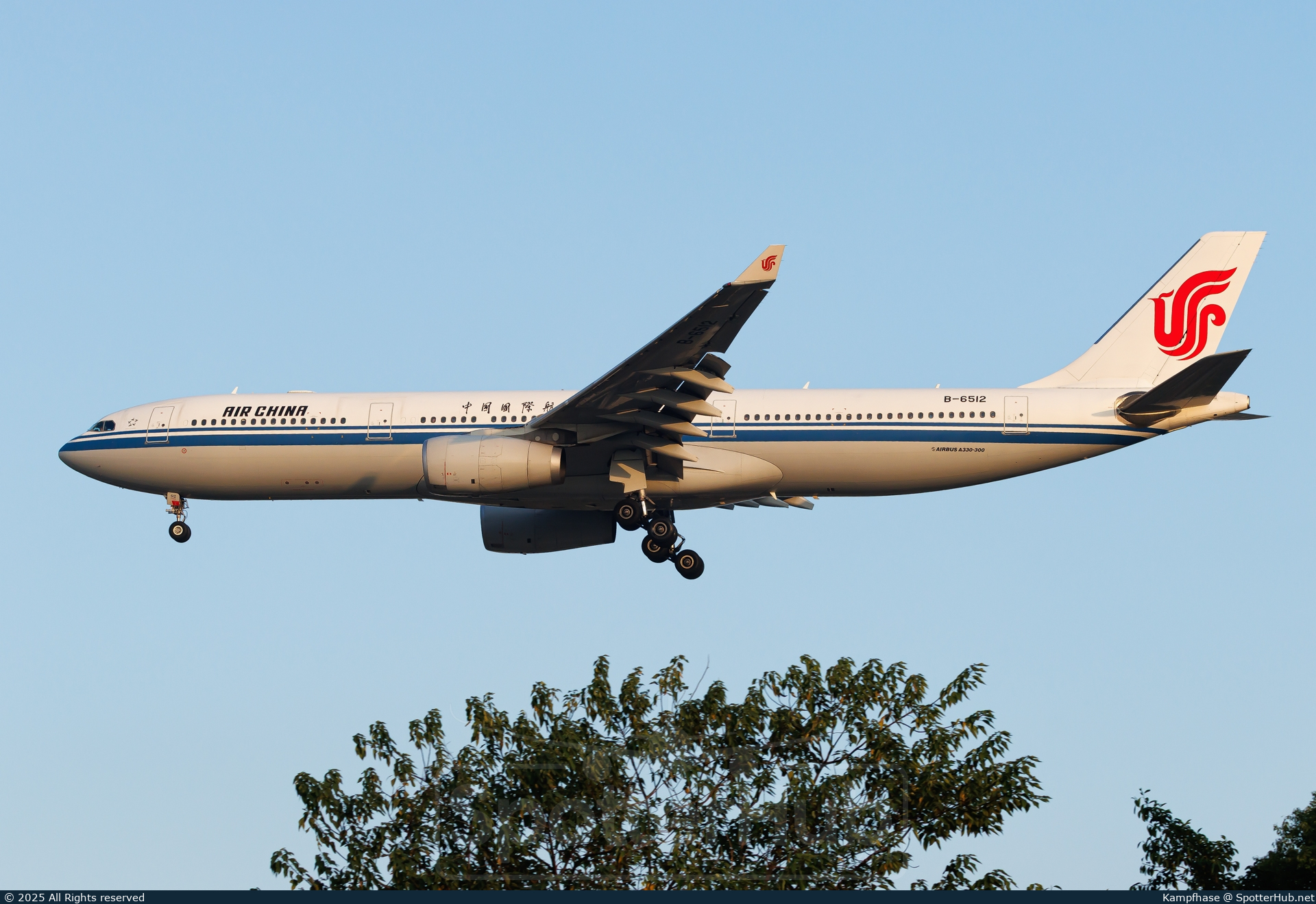 Photo of B-6512 - Airbus A330-343 operated by Air China
