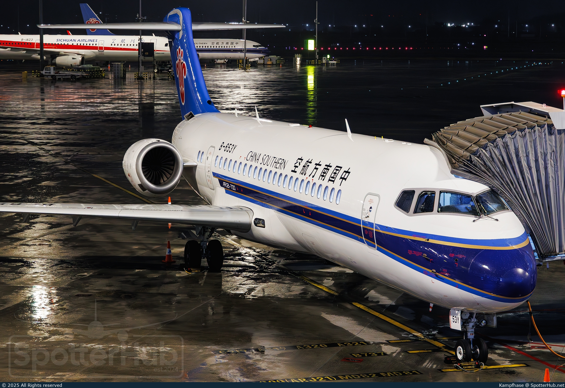 Photo of B-653Y - COMAC C909 operated by China Southern Airlines