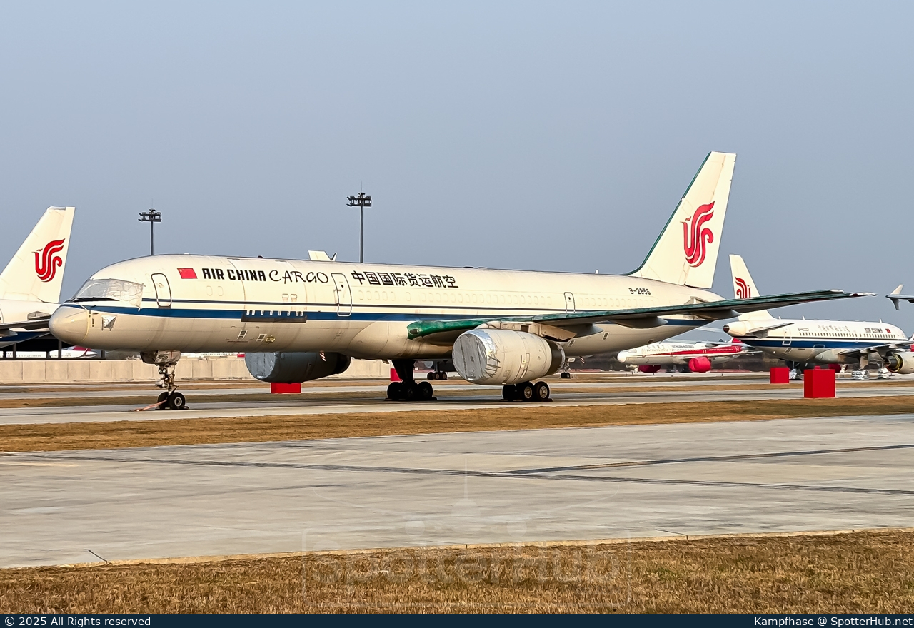 Photo of B-2856 - Boeing 757-2Z0(PCF) operated by Air China Cargo