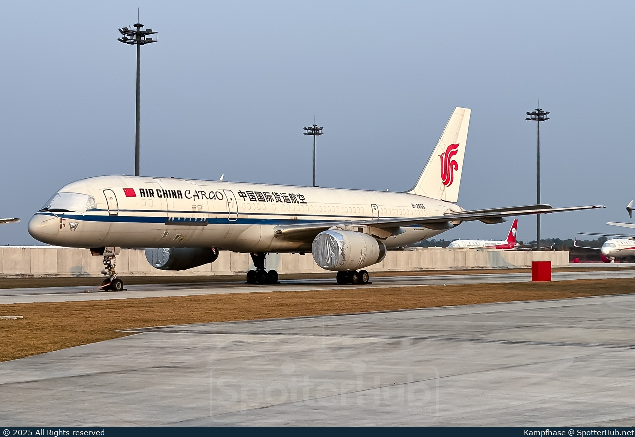 Photo of B-2855 - Boeing 757-2Z0(PCF) operated by Air China Cargo