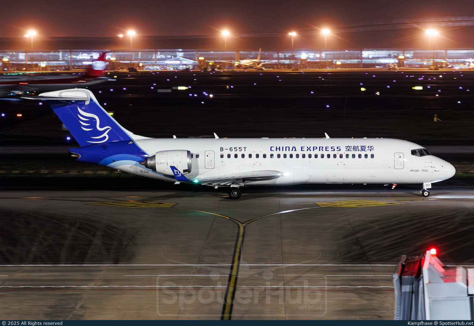 Photo of B-655T - COMAC C909 operated by China Express Airlines