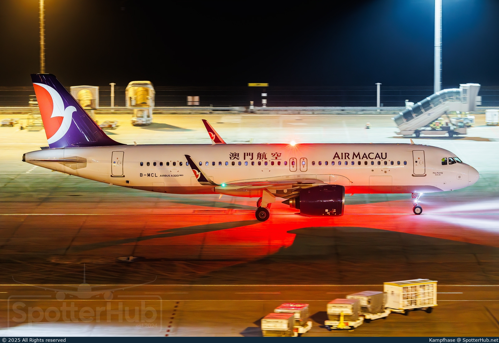 Photo of B-MCL - Airbus A320-271N operated by Air Macau