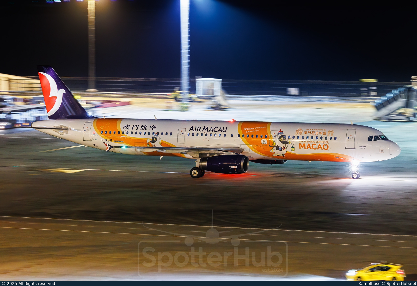 Photo of B-MBB - Airbus A321-231 operated by Air Macau