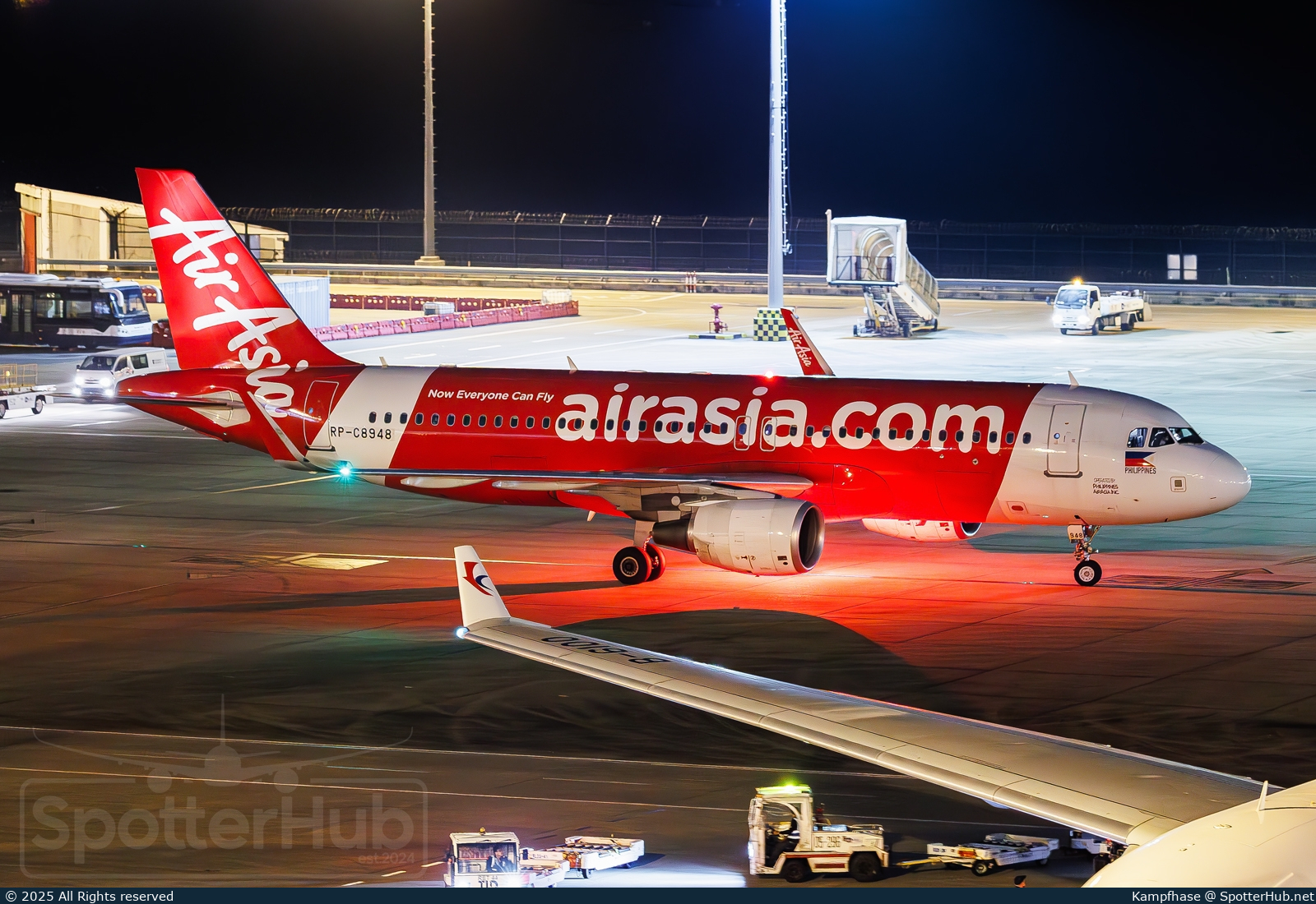 Photo of RP-C8948 - Airbus A320-216 operated by Philippines AirAsia