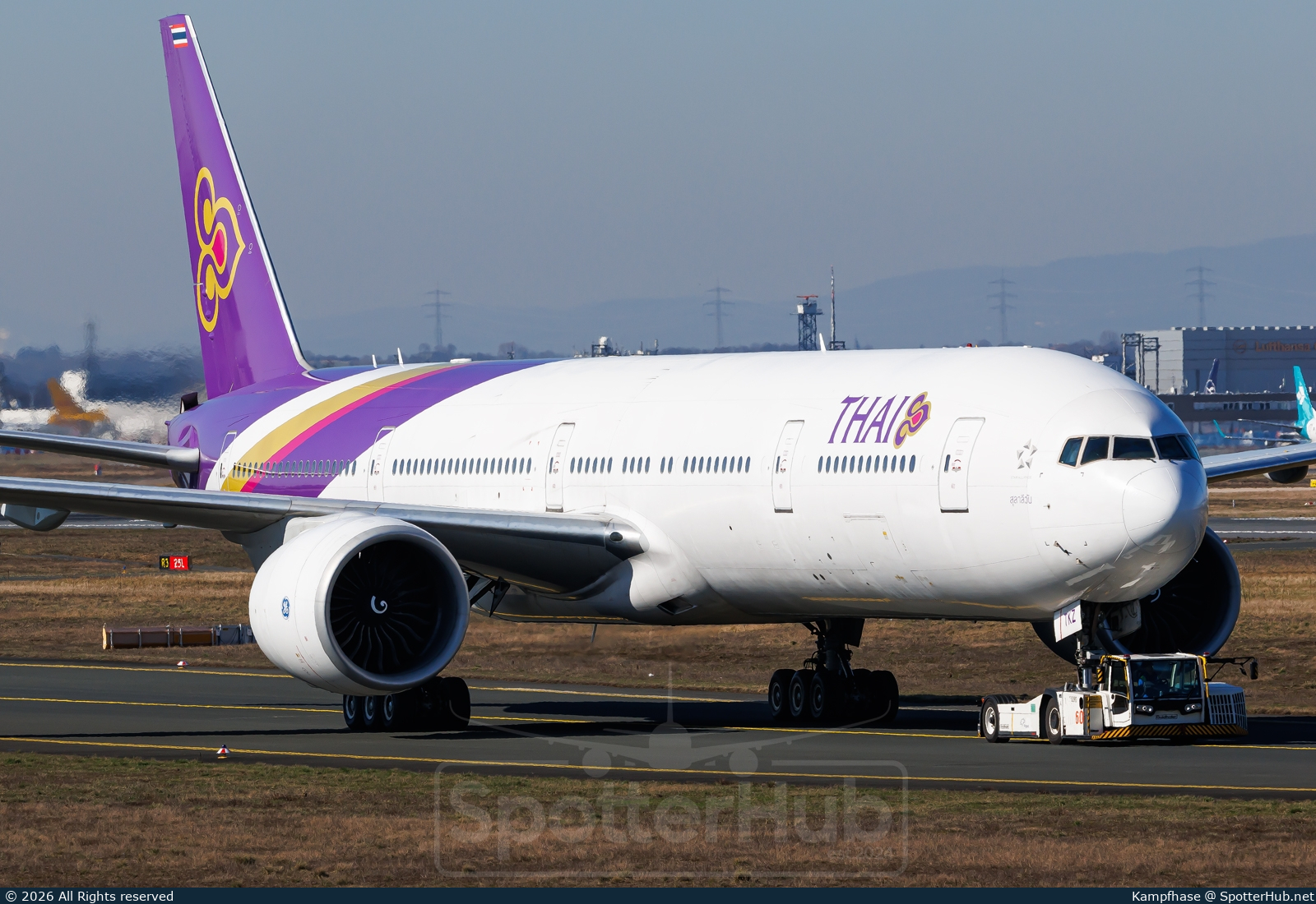 Photo of HS-TKZ - Boeing 777-3D7(ER) operated by Thai Airways International