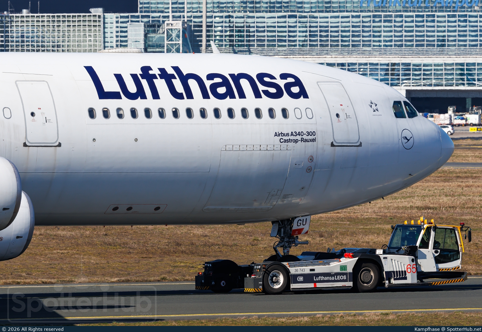 Photo of D-AIGU - Airbus A340-313 operated by Lufthansa