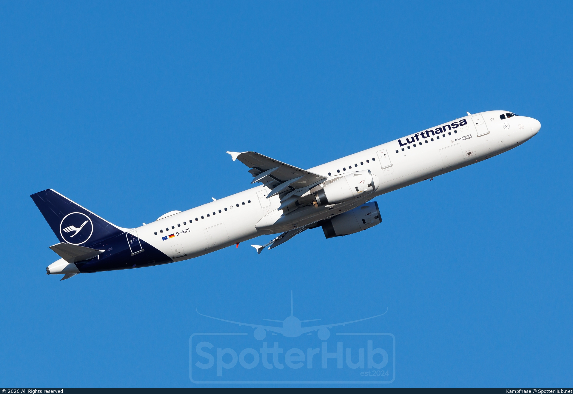 Photo of D-AIDL - Airbus A321-231 operated by Lufthansa