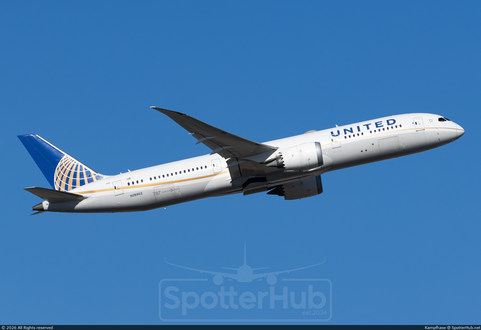 Photo of N26952 - Boeing 787-9 Dreamliner operated by United Airlines