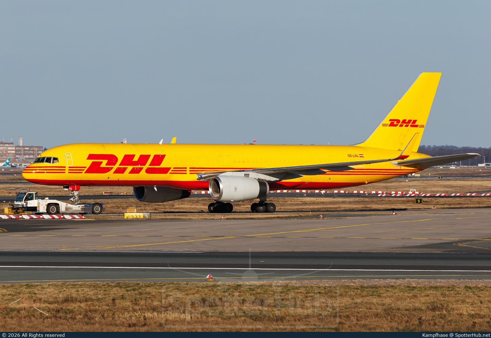 Photo of OE-LNL - Boeing 757-223(PCF) operated by DHL Air Austria