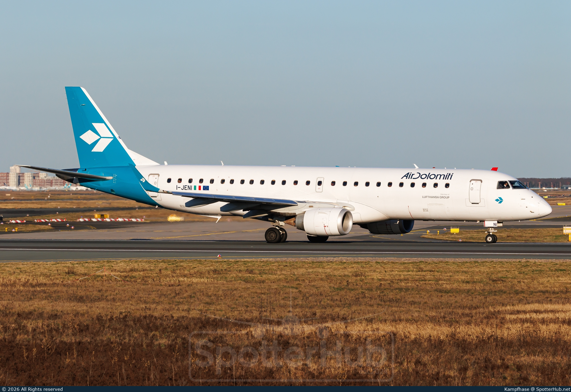 Photo of I-JENI - Embraer ERJ-190LR operated by Air Dolomiti
