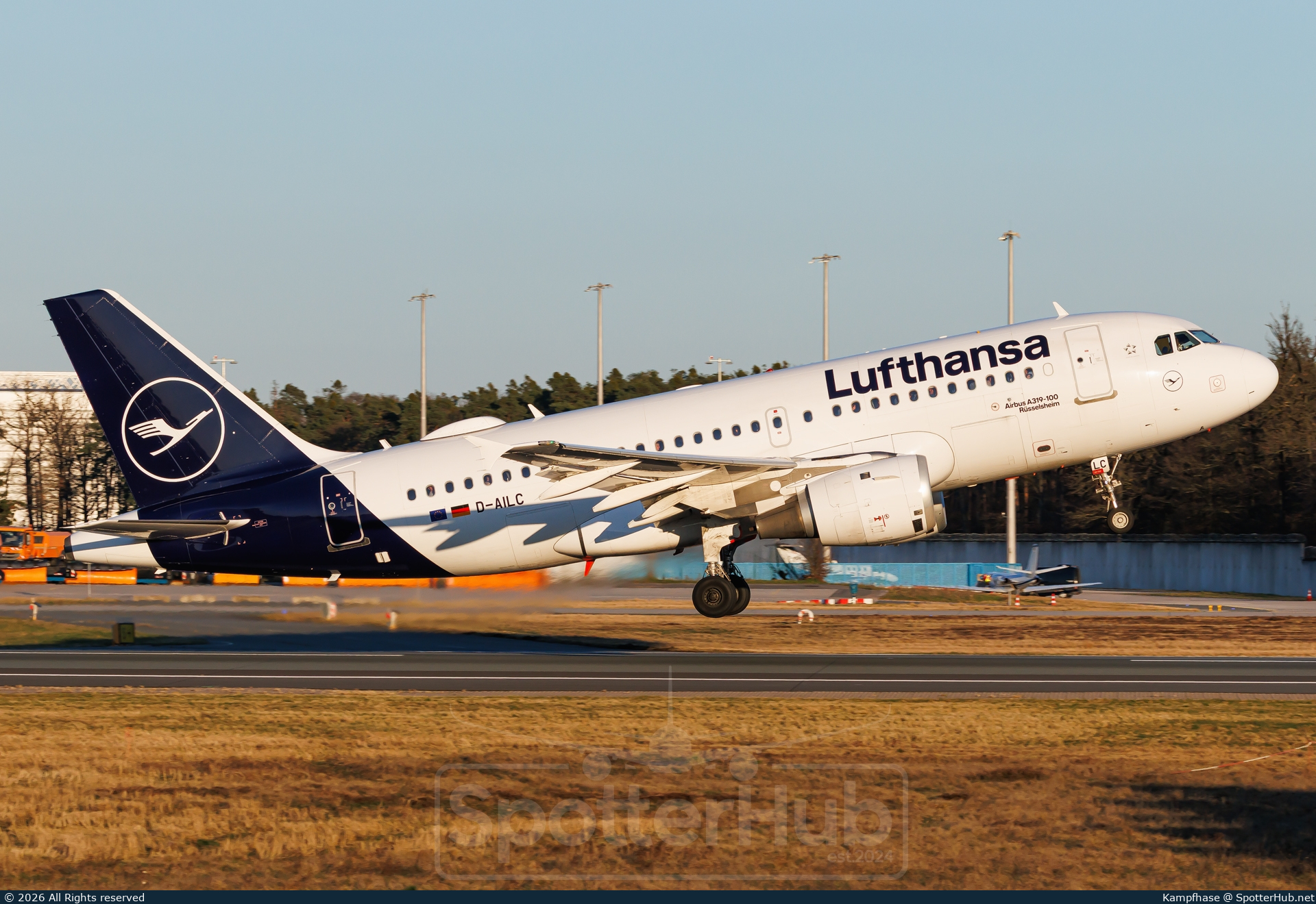 Photo of D-AILC - Airbus A319-114 operated by Lufthansa