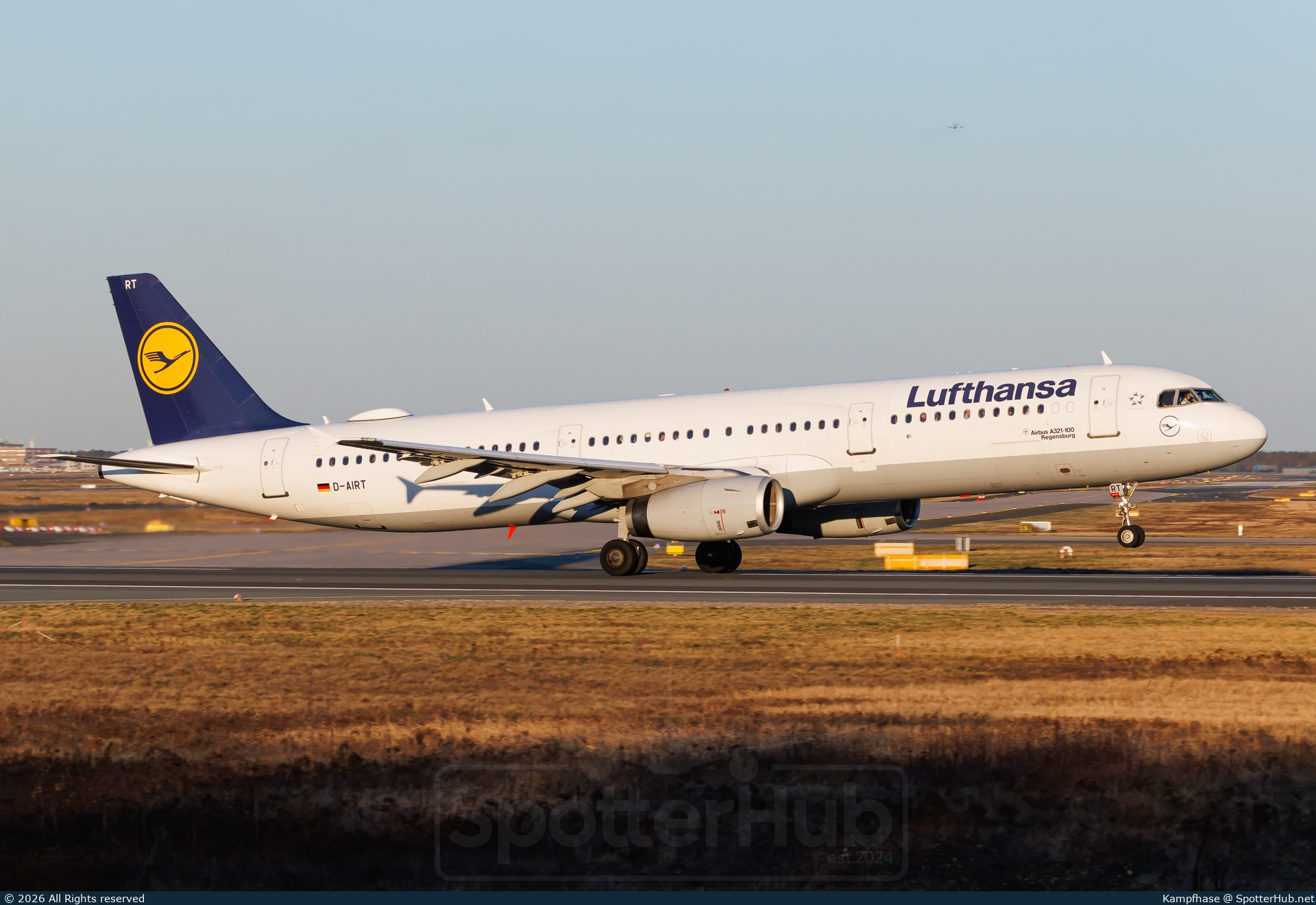 Photo of D-AIRT - Airbus A321-131 operated by Lufthansa