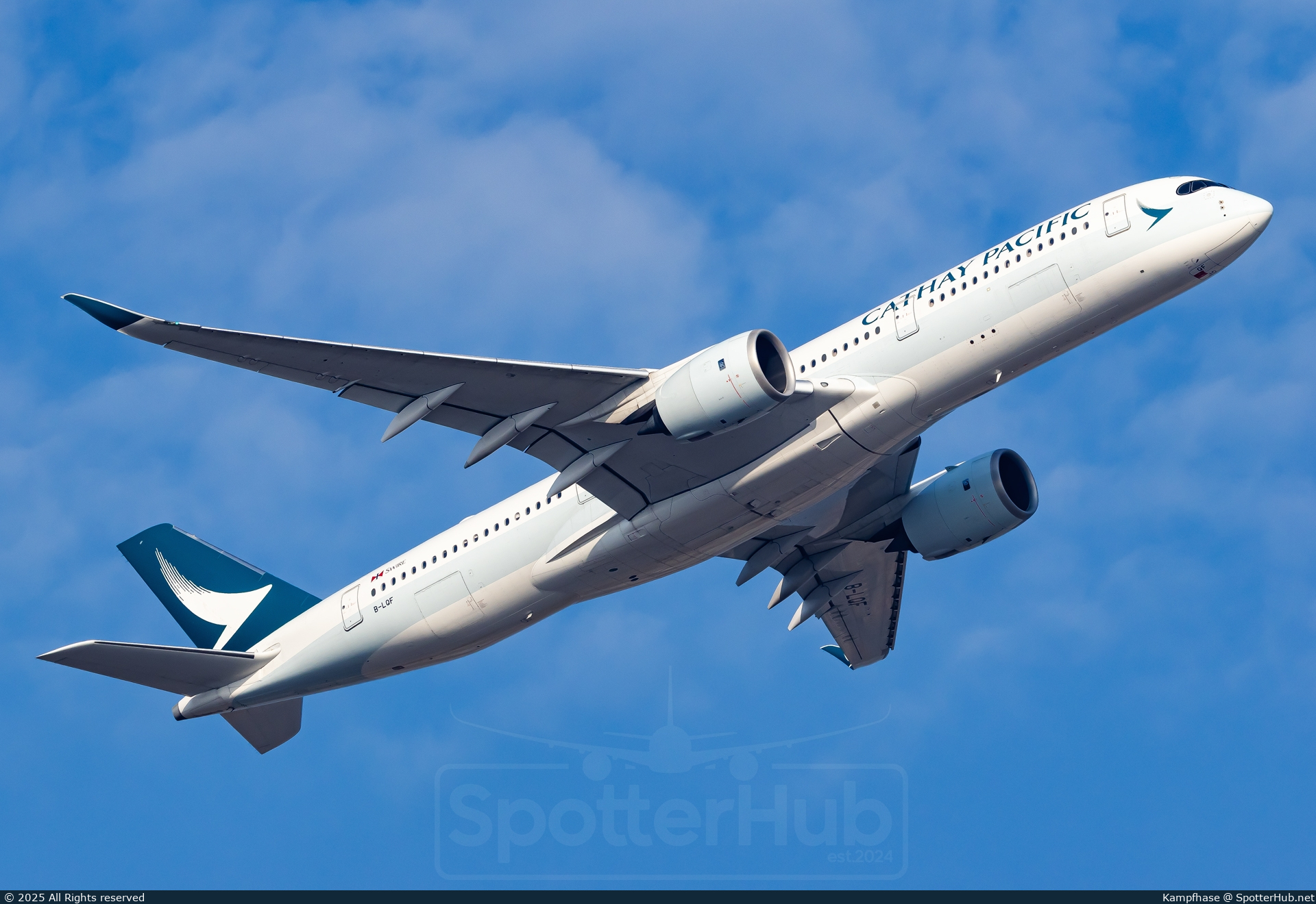 Photo of B-LQF - Airbus A350-941 operated by Cathay Pacific Airways