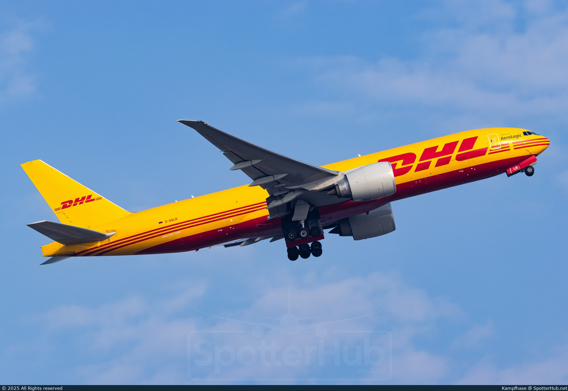 Photo of D-AALR - Boeing 777-F operated by AeroLogic