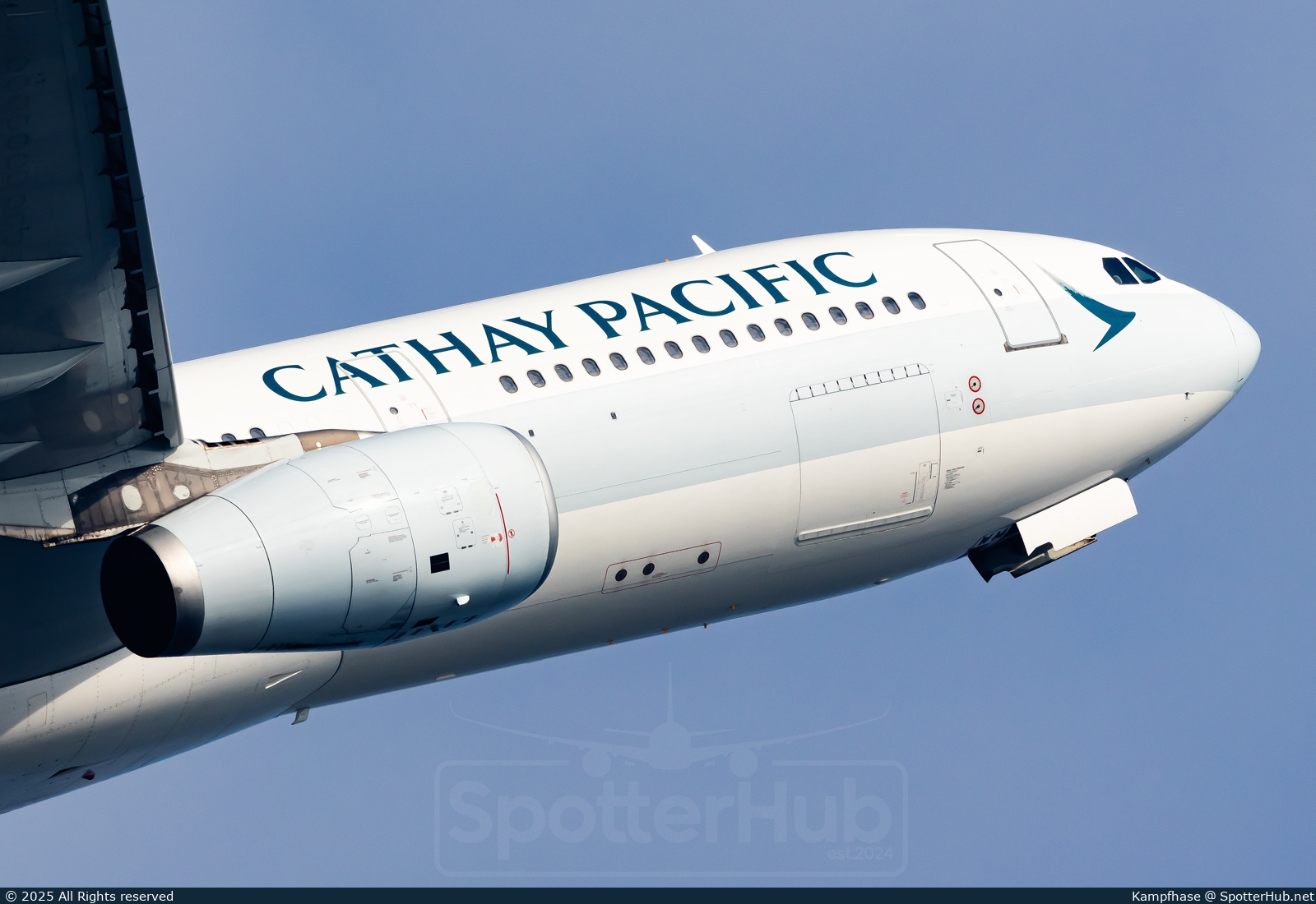 Photo of B-HWM - Airbus A330-343 operated by Cathay Pacific Airways