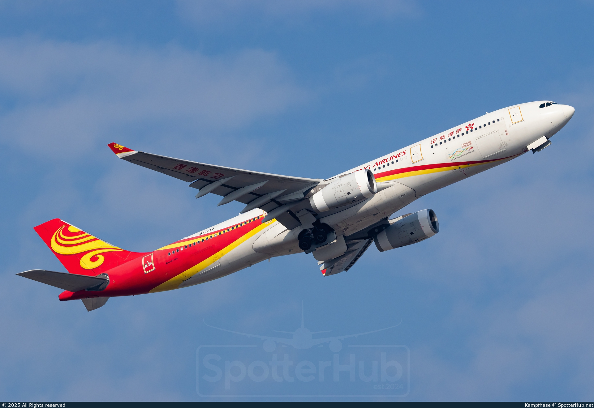Photo of B-LHJ - Airbus A330-343 operated by Hong Kong Airlines