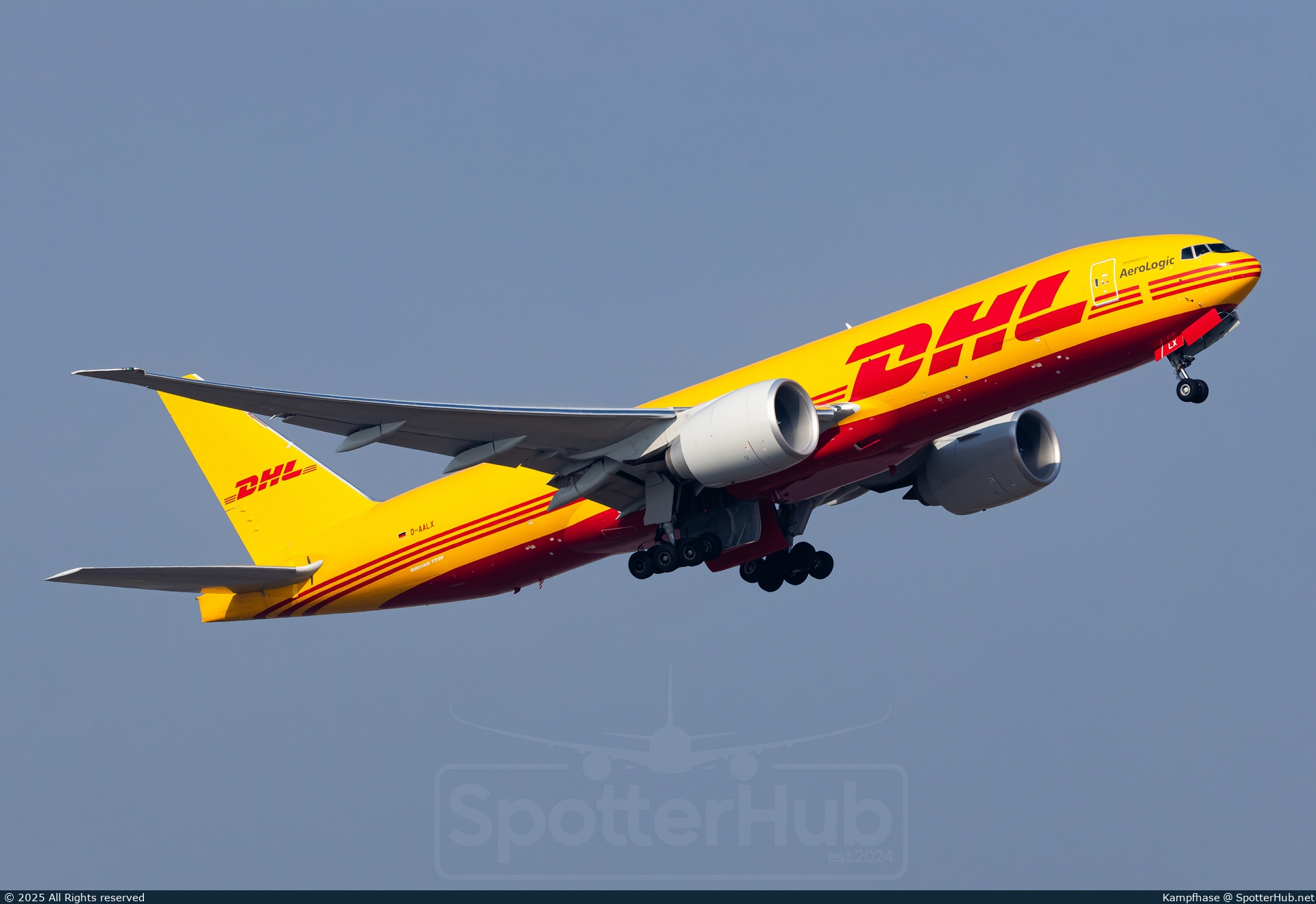 Photo of D-AALX - Boeing 777-F operated by AeroLogic