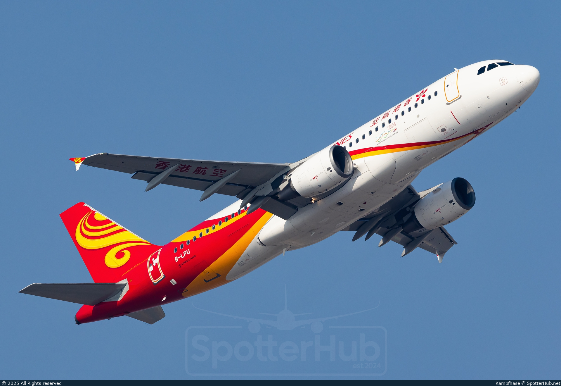 Photo of B-LPU - Airbus A320-214 operated by Hong Kong Airlines