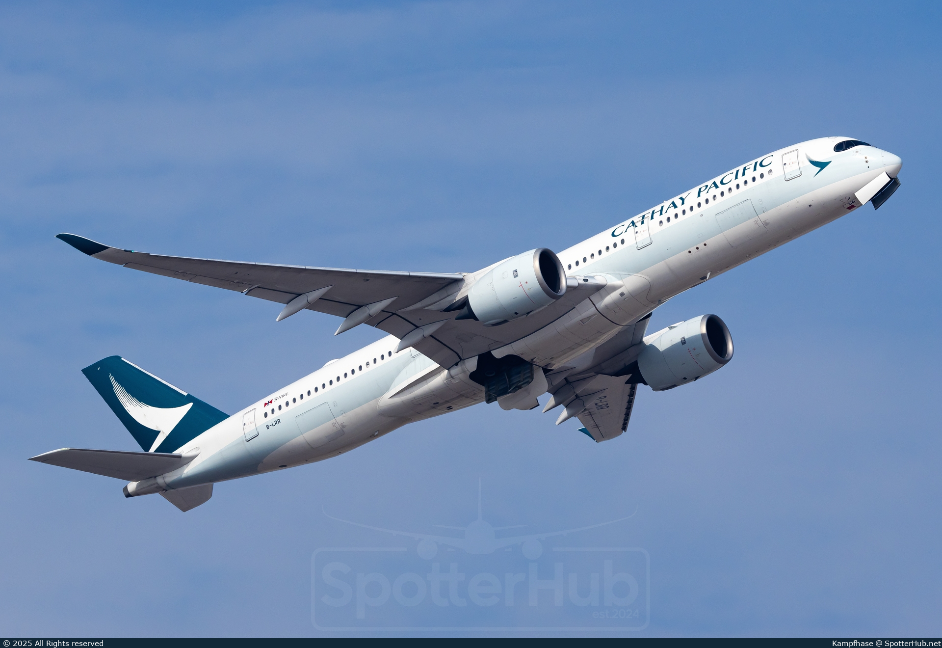 Photo of B-LRR - Airbus A350-941 operated by Cathay Pacific Airways