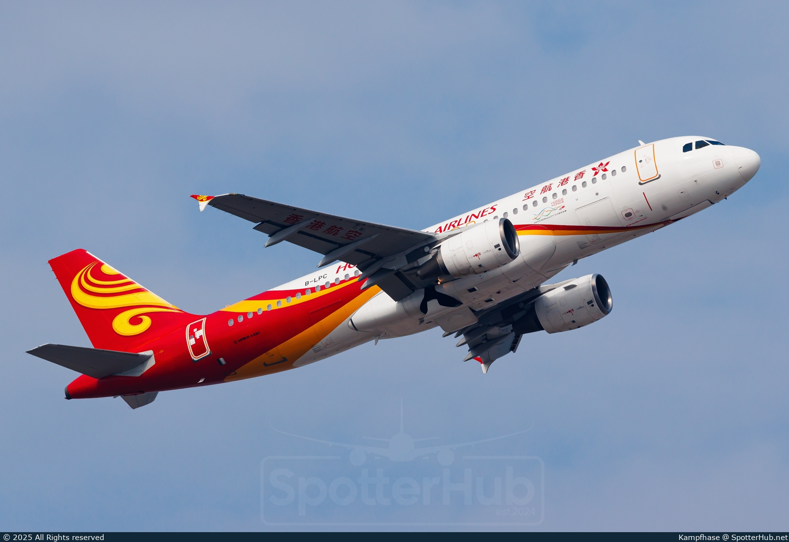 Photo of B-LPC - Airbus A320-232 operated by Hong Kong Airlines