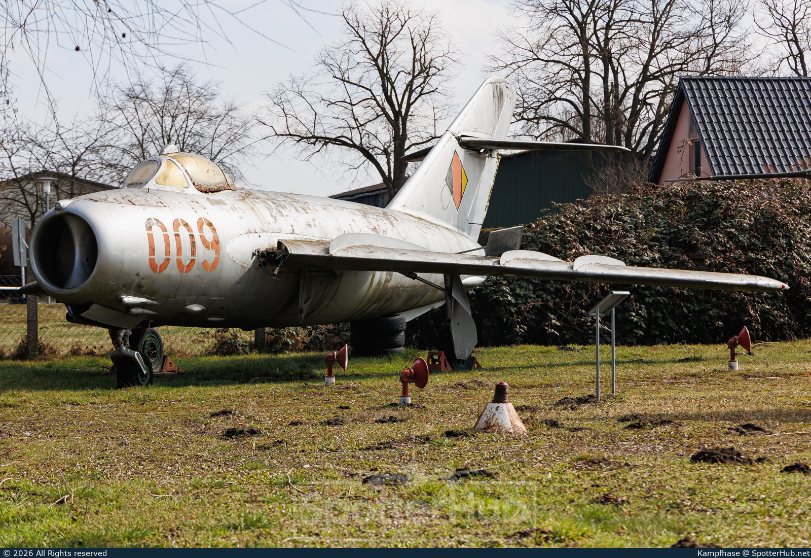 Photo of 402 - Mikoyan-Gurevich MiG-17 Fresco-A operated by German Democratic Republic Air Force