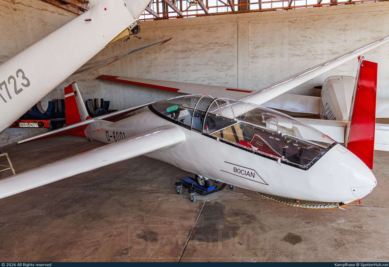 Photo of D-8001 - PZL-Bielsko SZD-9bis Bocian 1E operated by Warener Luftsportverein
