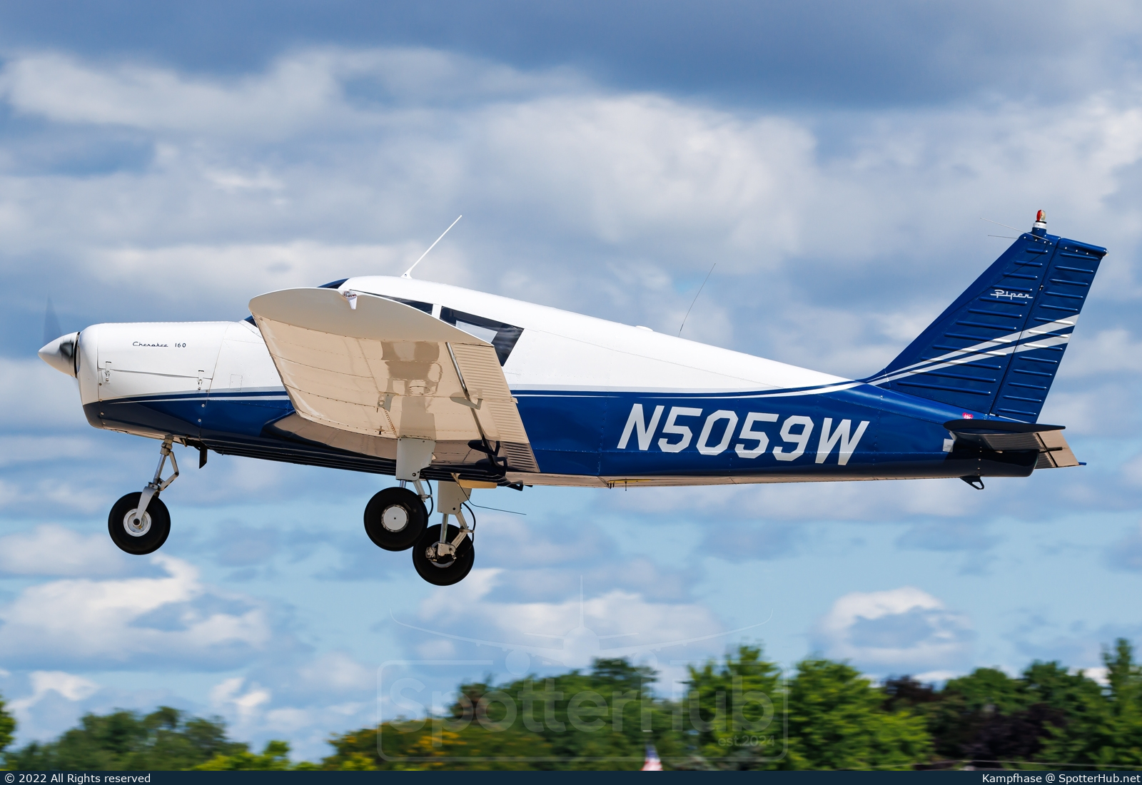 Photo of N5059W - Piper PA-28-160 Cherokee operated by Private