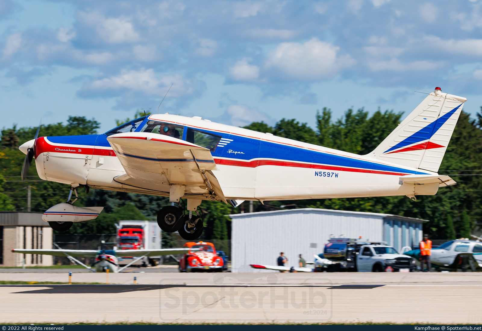 Photo of N5597W - Piper PA-28-160 Cherokee B operated by Private