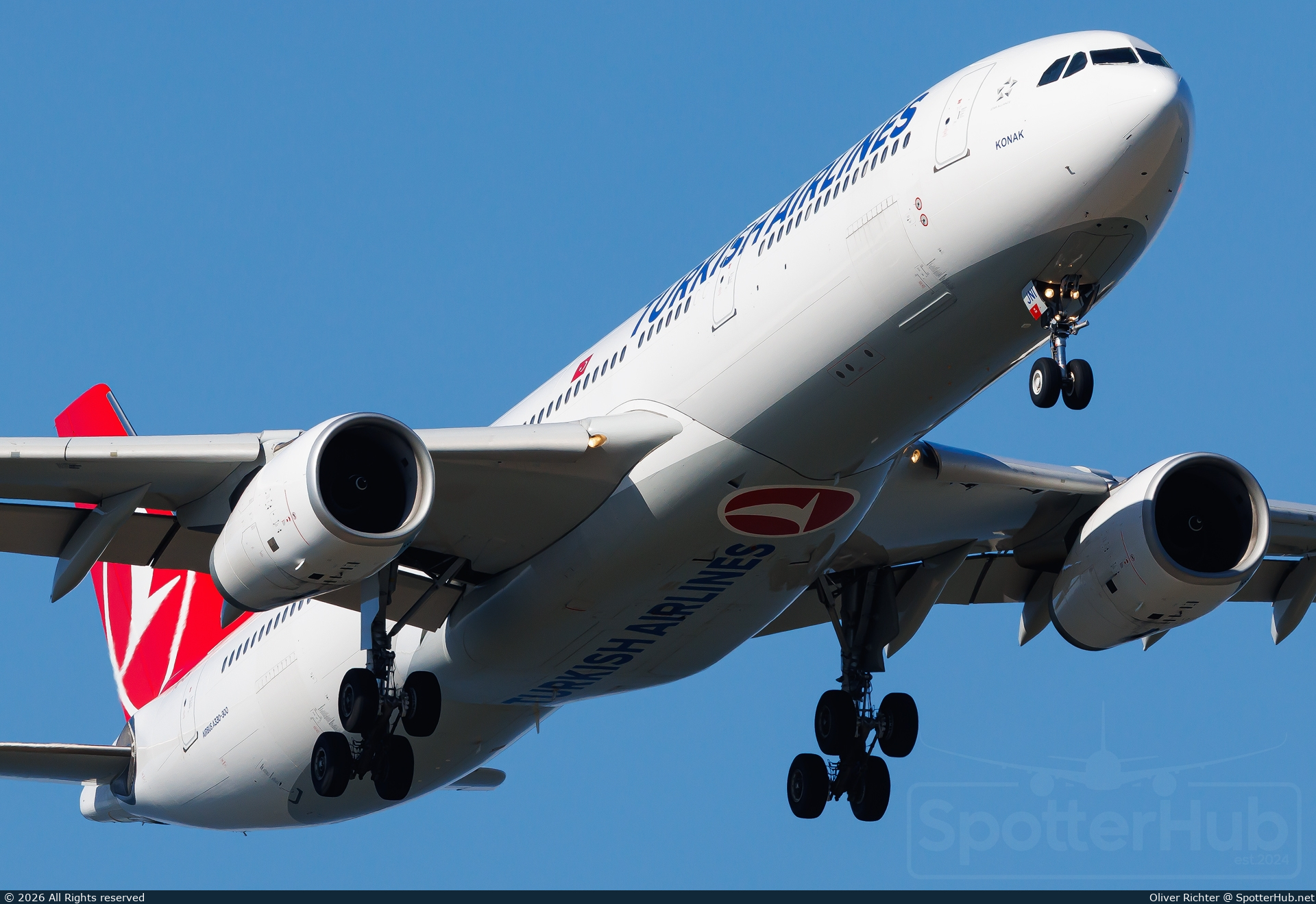 Photo of TC-JNI - Airbus A330-343 operated by Turkish Airlines