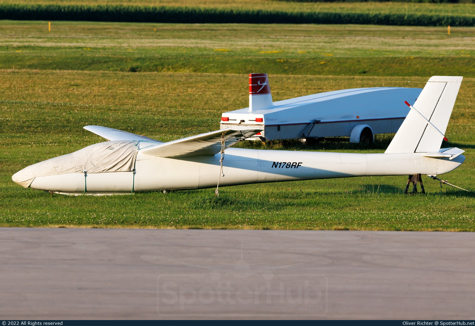 Photo of N178RF - Schweizer SGS 1-34 operated by Wisconsin Soaring Society