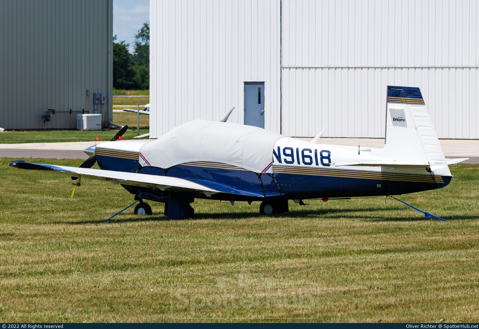 Photo of N91618 - Mooney M20K 231 operated by Private