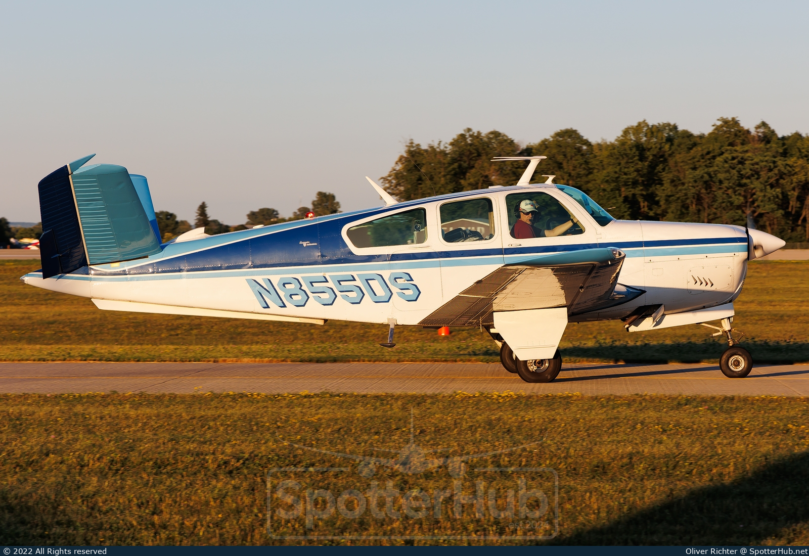 Photo of N855DS - Beechcraft V35 Bonanza operated by Private