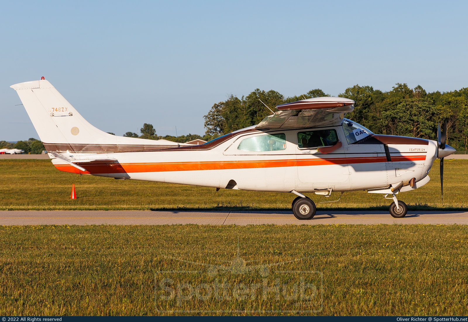 Photo of N746ZX - Cessna T210N Turbo Centurion operated by Private