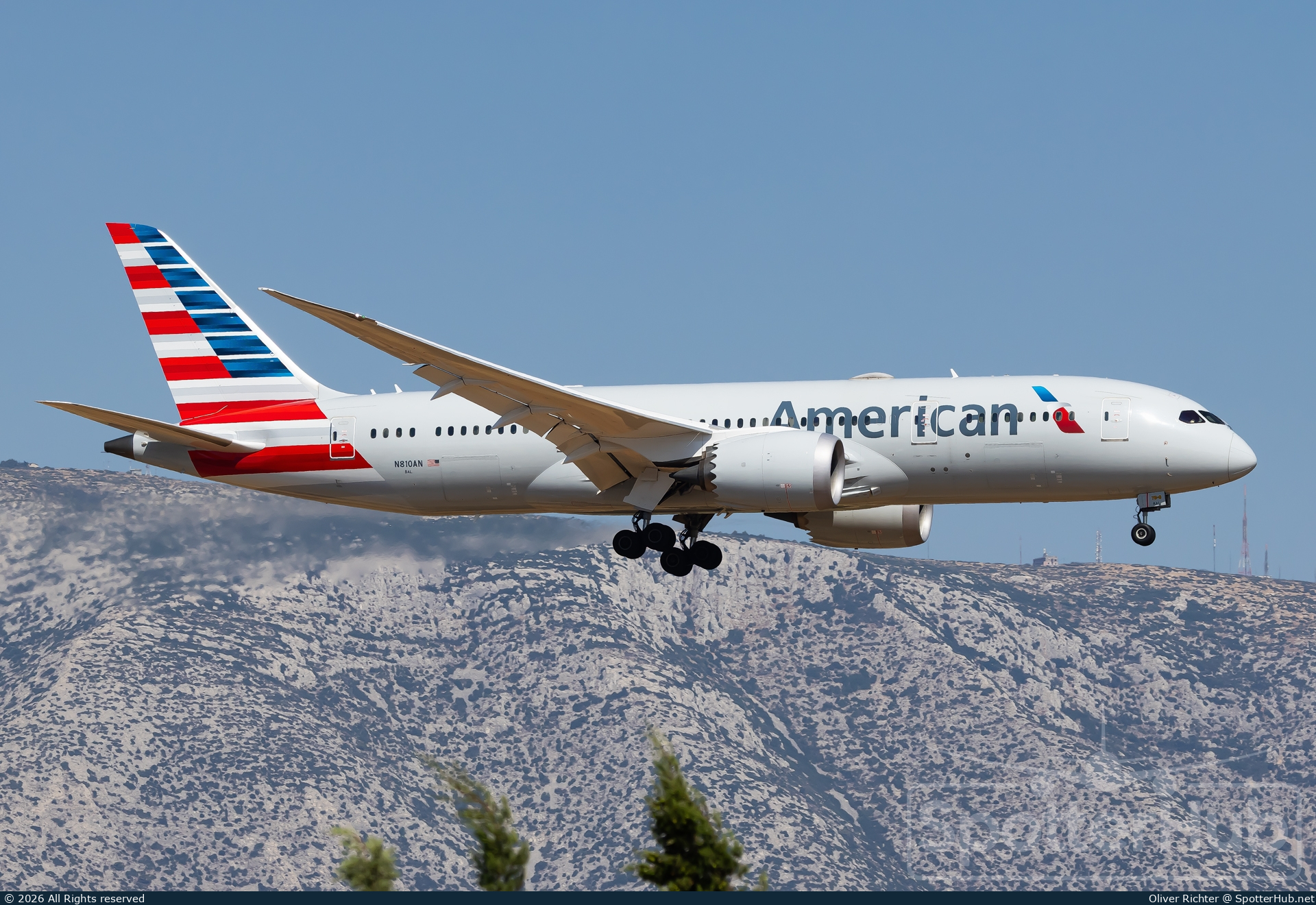 Photo of N810AN - Boeing 787-8 Dreamliner operated by American Airlines