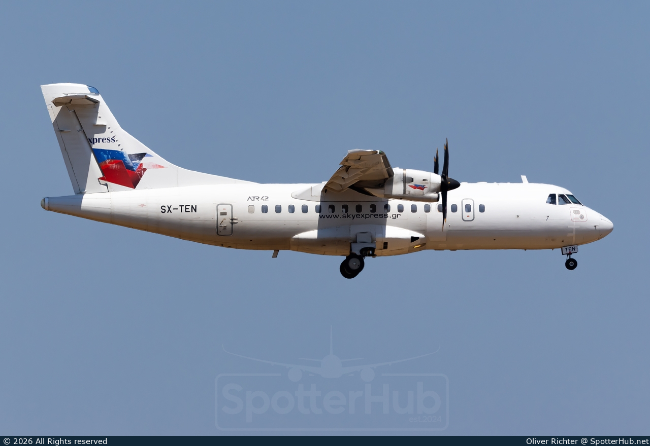 Photo of SX-TEN - ATR 42-500 operated by Sky Express