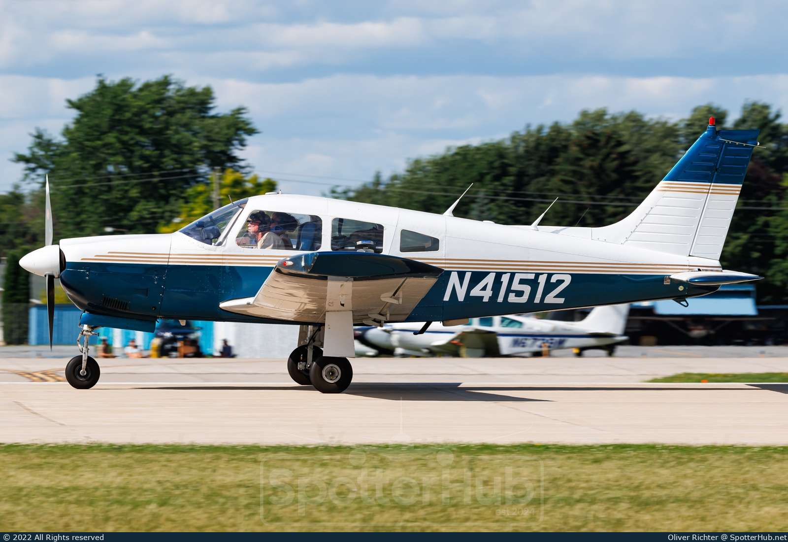 Photo of N41512 - Piper PA-28R-200 Cherokee Arrow operated by Private