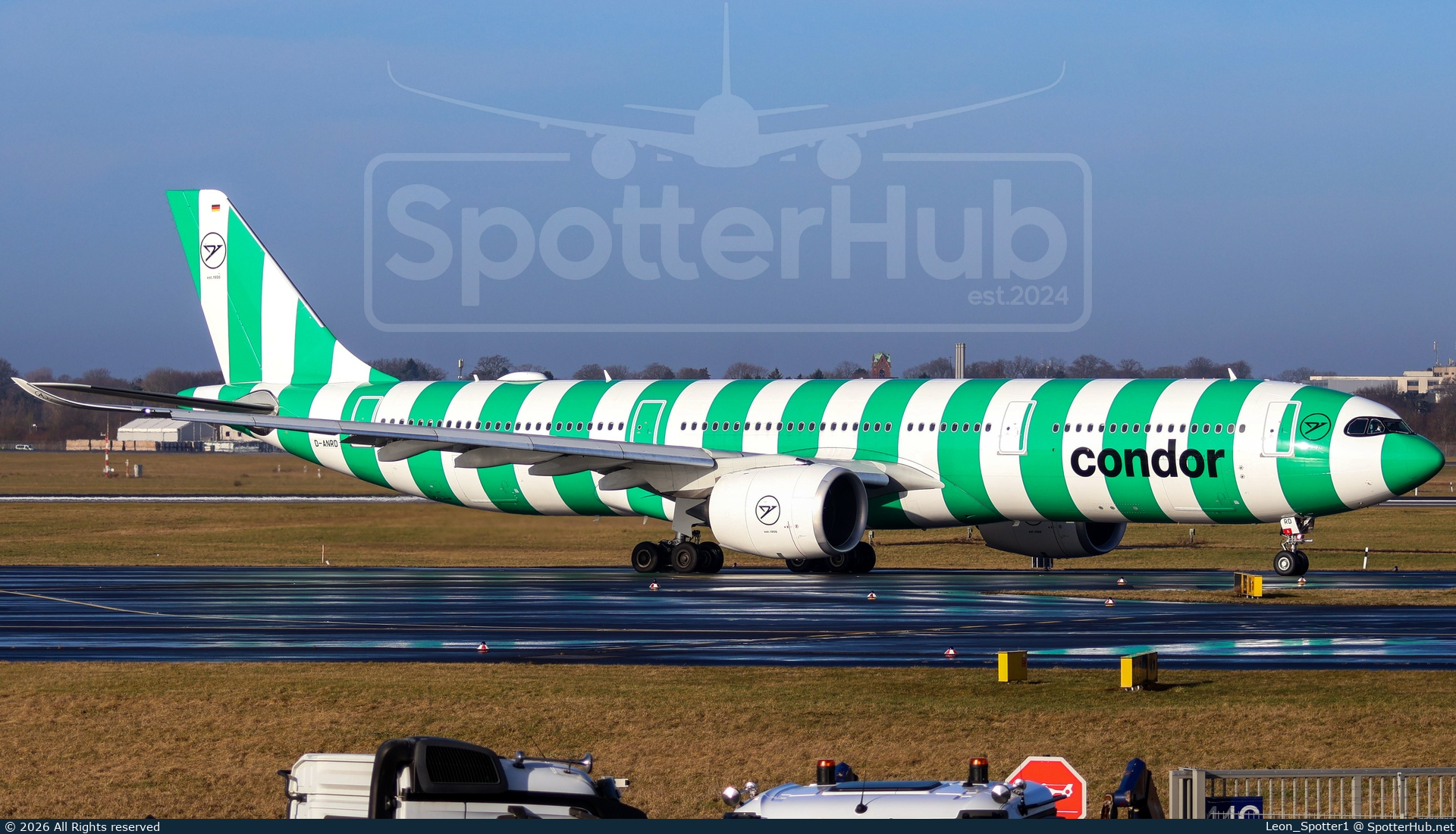 Photo of D-ANRD - Airbus A330-941 operated by Condor