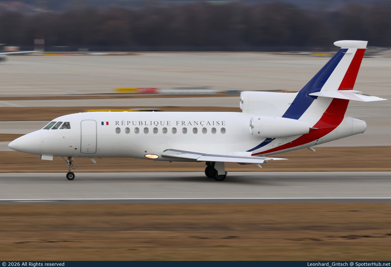Photo of F-RAFS - Dassault Falcon 900EX operated by Government of France
