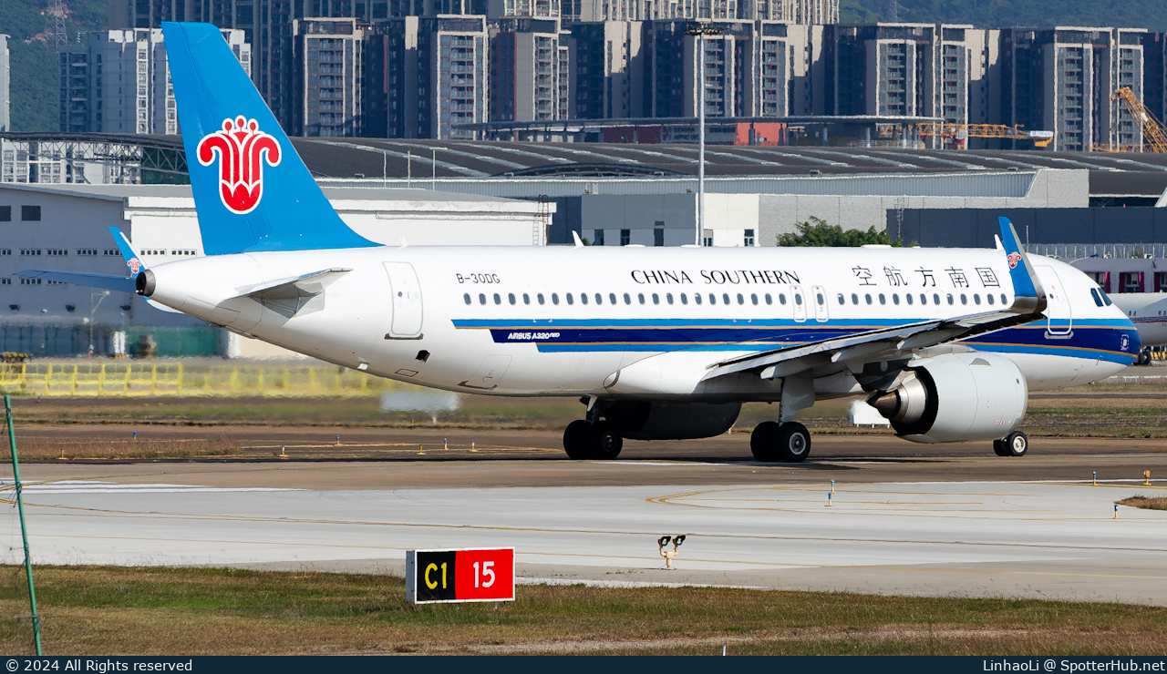 Photo of B-30DG - Airbus A320-251N operated by China Southern Airlines